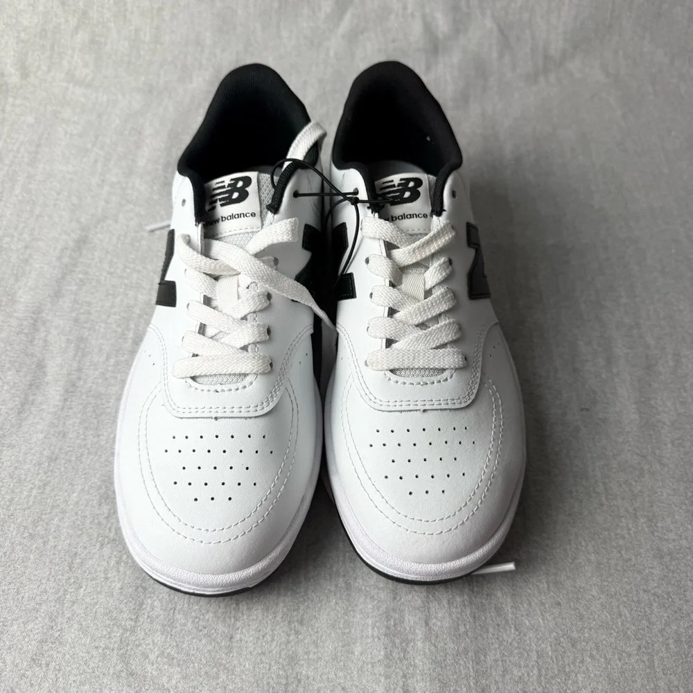 New Balance GSB80 White and Black Sneakers‎